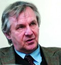 Изписаните психиатрични пациенти пак се връщат при нас, защото никой не се грижи за тях